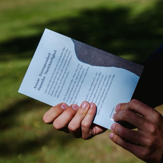 Signeret: Den usynlige ånd (forudbestilling)